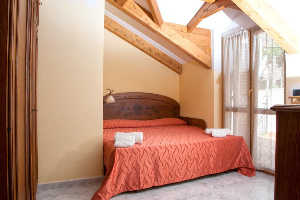 Apartamento The Sweet Garret Agerola Habitación foto